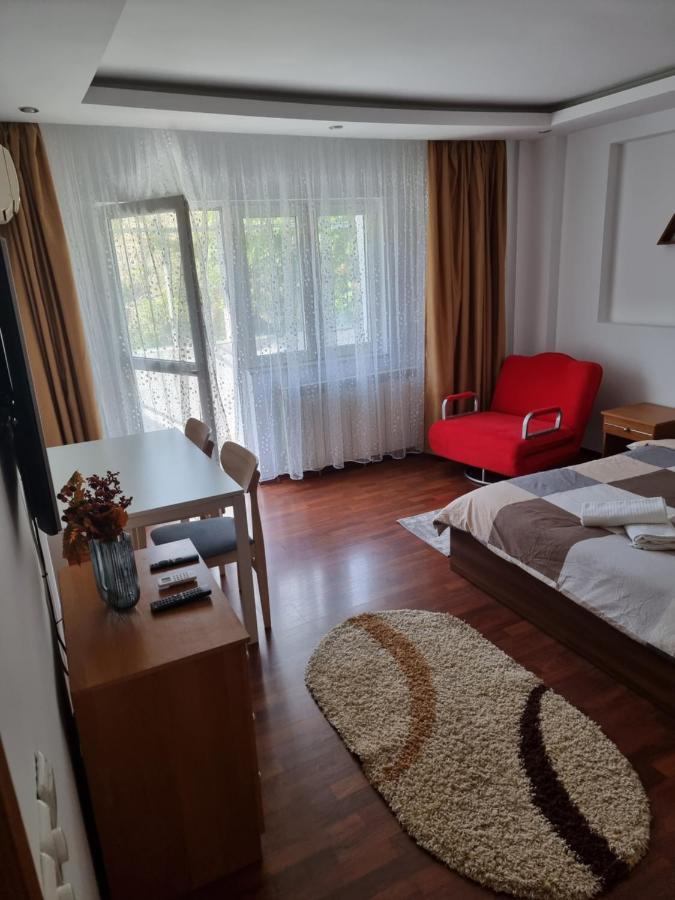 Charming And Intimate Getaway In Bucharest - Near Unirii Square Bucareste Exterior foto