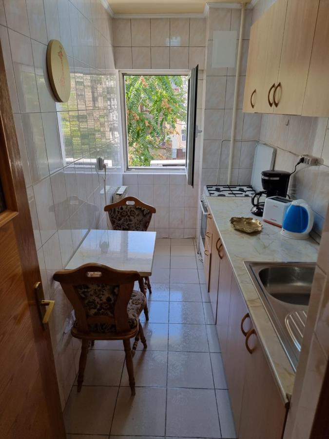 Charming And Intimate Getaway In Bucharest - Near Unirii Square Bucareste Exterior foto